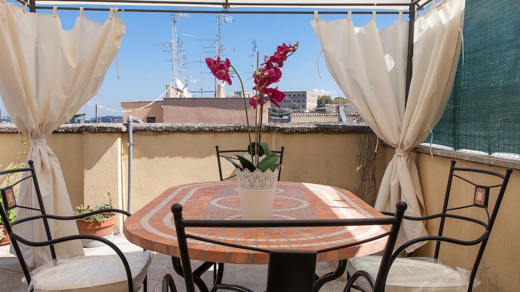 Rental In Rome Vatican View Terrace Pokoj fotografie